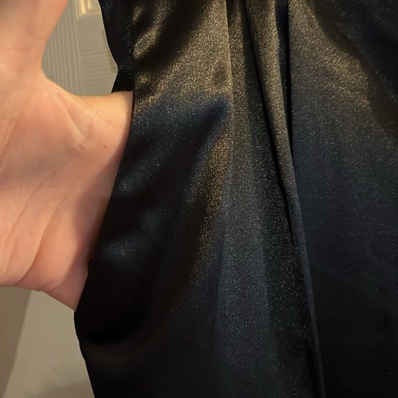 New-a new day-16-black-high-rise, satin, pleated, wide leg, slouchy, cargo pants - Picture 5 of 15